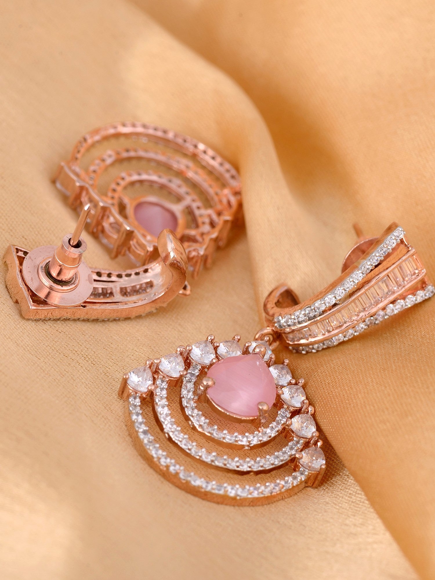 American Diamond Rose Gold Earring For Women | SEHGAL GOLD ORNAMENTS PVT.  LTD.